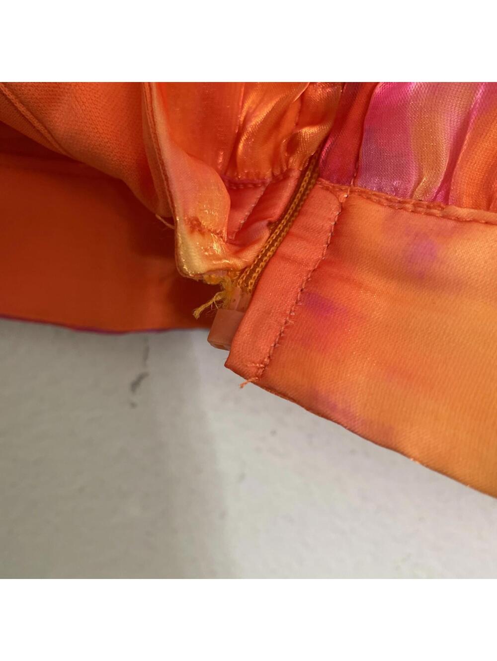 YAURA NEW YAURA Faari Crop Top Orange Top size US Medium $150msrp - Picture 9 of 12